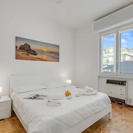 Verdi Flat With Balcony - Happy Loano